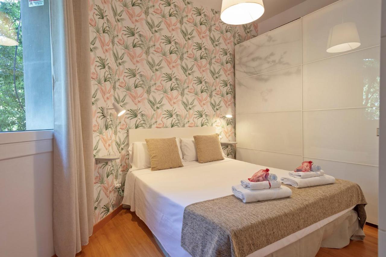 Alcam Paseo San Juan Apartamento Barcelona Exterior foto