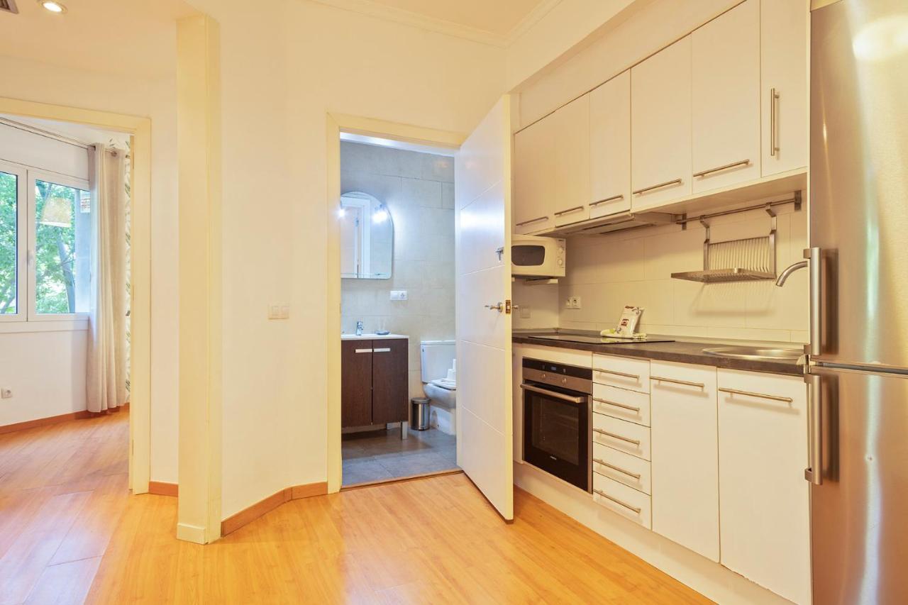 Alcam Paseo San Juan Apartamento Barcelona Exterior foto